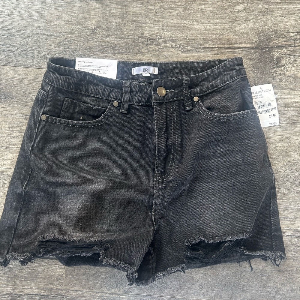 BP Ripped High Waist Shorts - Picture 2 of 4